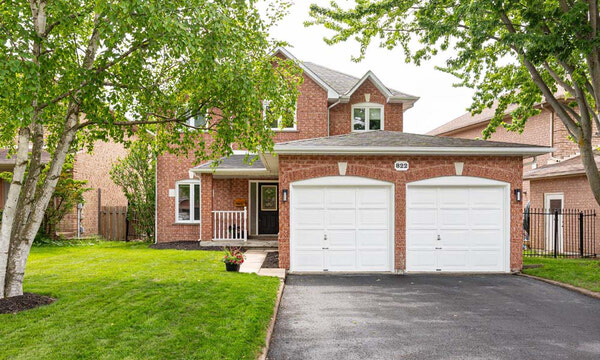 822 Surin Court, Gorham-College Manor, Newmarket, ON