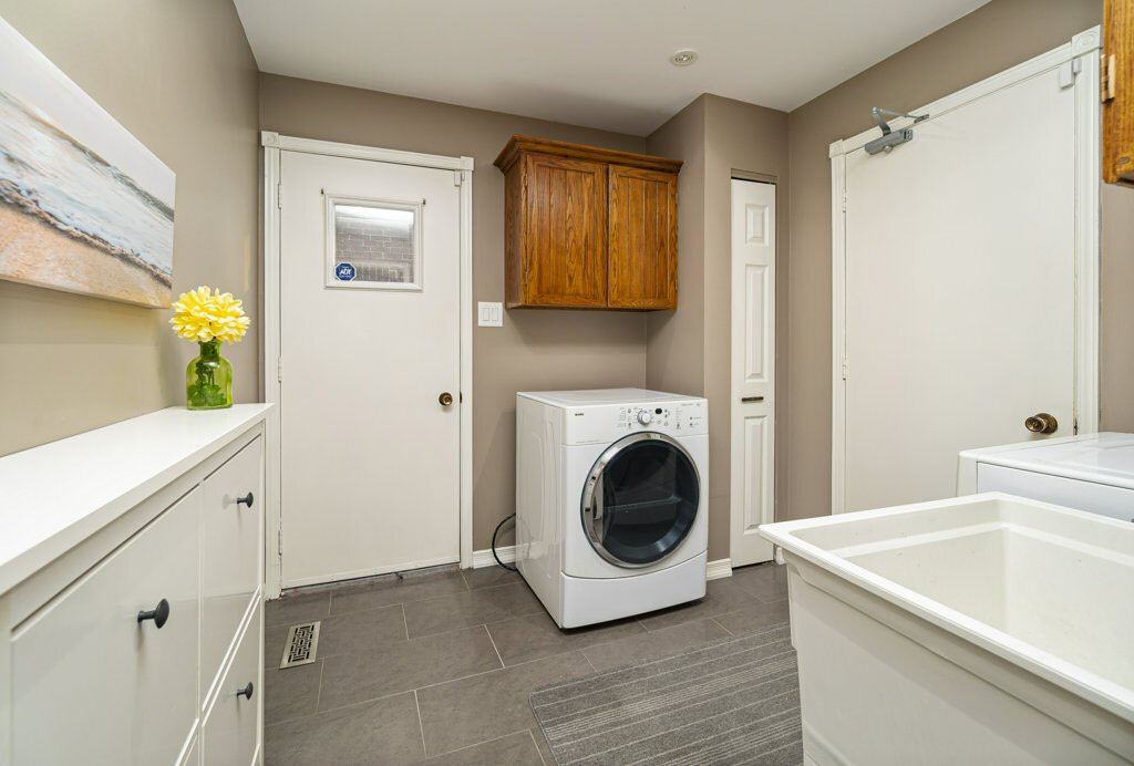 17 Garnish Green, Markham Village, Markham, ON