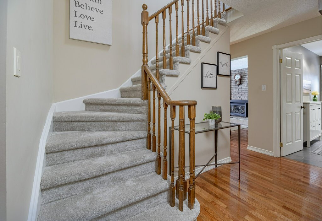 17 Garnish Green, Markham Village, Markham, ON