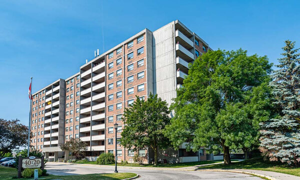 20 William Roe Boulevard #908, Central Newmarket, ON