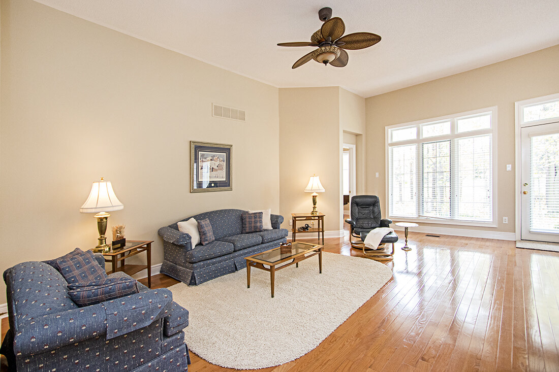 82 Couples Gallery, Ballantrae, Stouffville