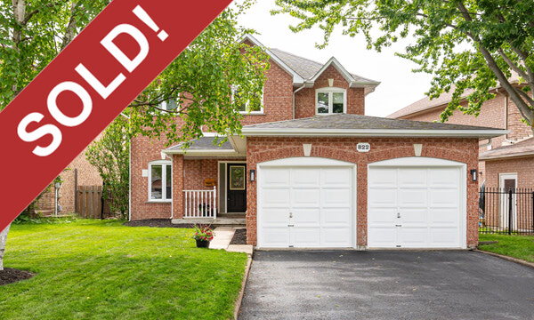 822 Surin Court, Gorham-College Manor, Newmarket, ON